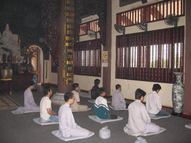 Thiền Viện Sùng Phúc với hoạt động thanh niên